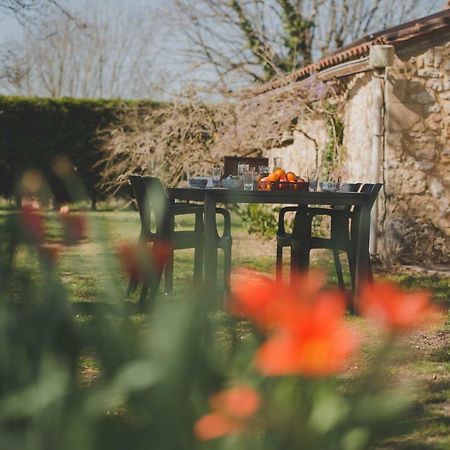 La Ferme De Bousserand Pontours エクステリア 写真